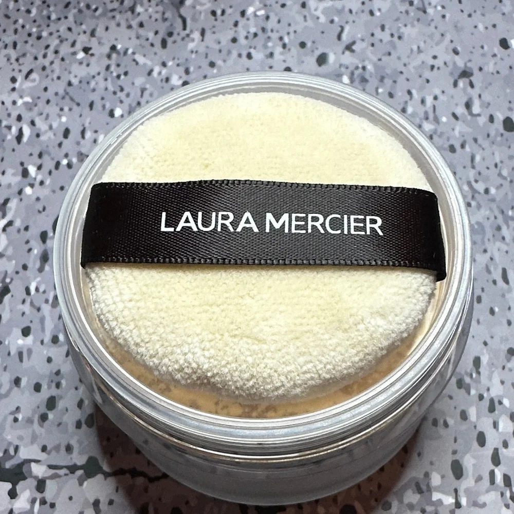 NEW! Laura Mercier Translucent Loose Setting Powder - Black and Cream